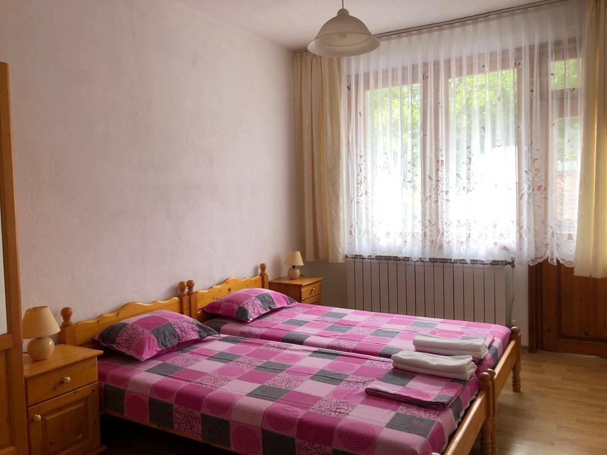 "Калоянови" Hotel Tsarevo Bagian luar foto